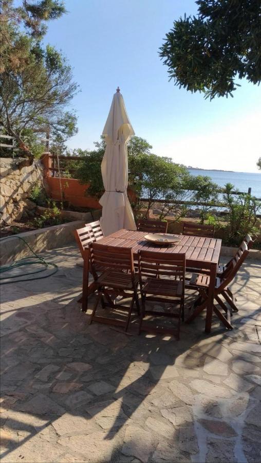 Villa Vera Trifamigliare Con Ingresso Diretto 20 Mt Al Mare Clima Wi-Fi Bbq Cala Liberotto Eksteriør billede