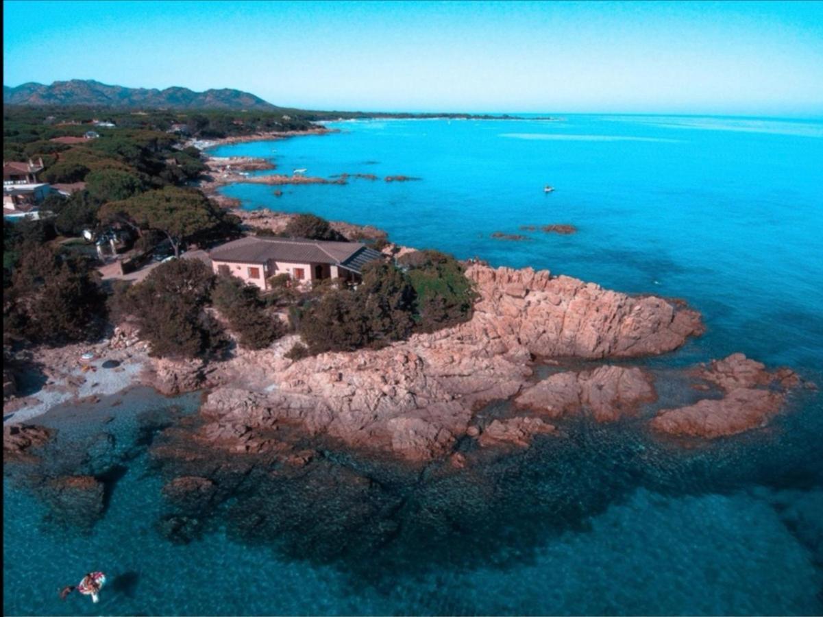 Villa Vera Trifamigliare Con Ingresso Diretto 20 Mt Al Mare Clima Wi-Fi Bbq Cala Liberotto Eksteriør billede